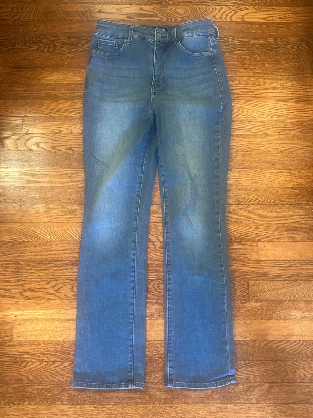 NYDJ Women's Straight Leg Jeans in Medium Blue Wash